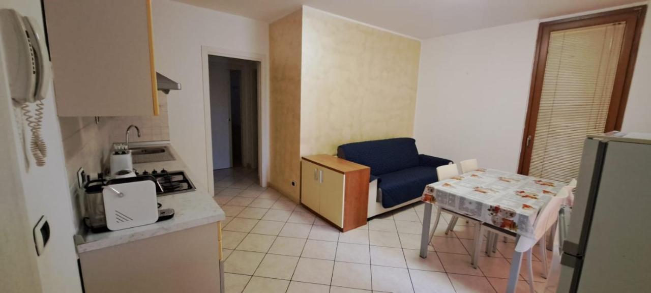 Apartments Tony In Бардоліно Екстер'єр фото
