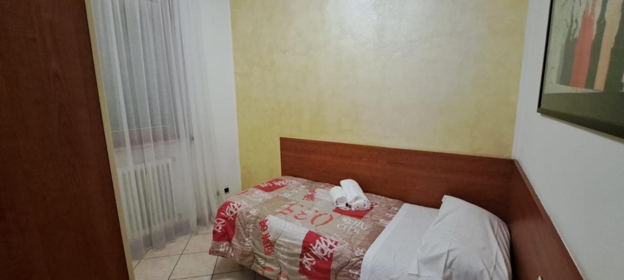 Apartments Tony In Бардоліно Екстер'єр фото